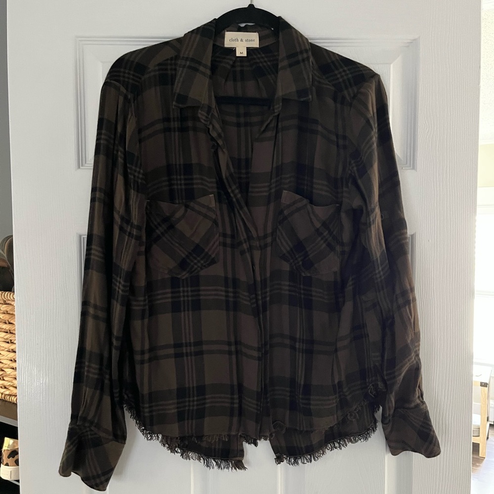 Cloth & Stone Green Plaid Button Down Size: M